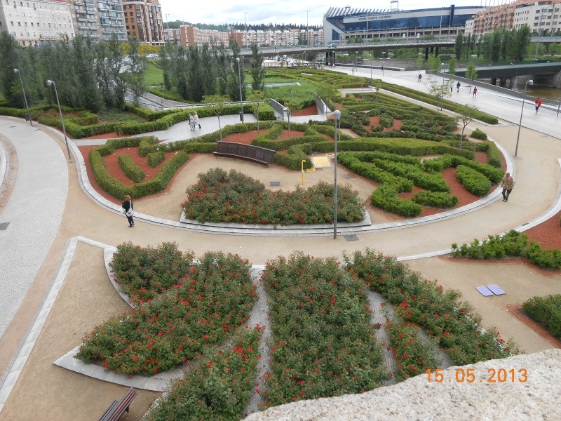 http://i80.servimg.com/u/f80/14/65/85/84/dscn1625.jpg
